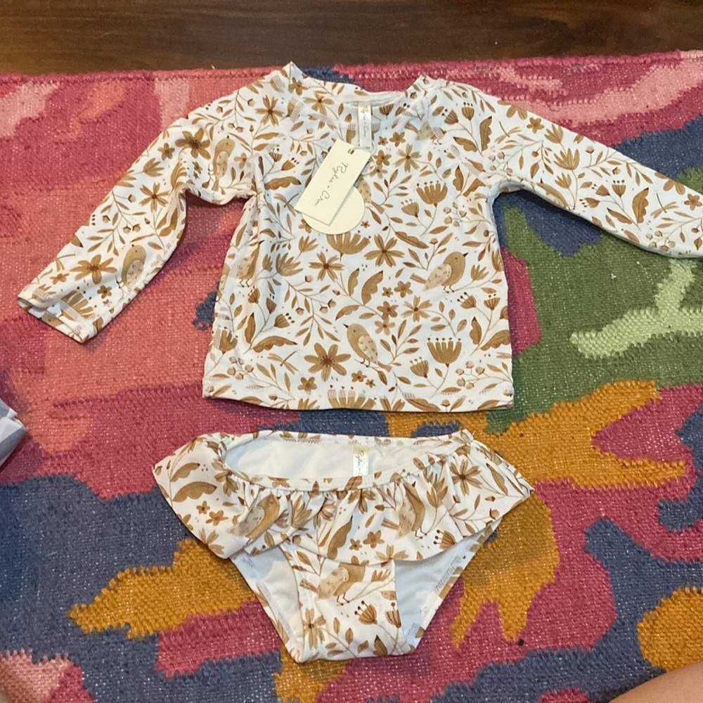 Swim top and bottom
